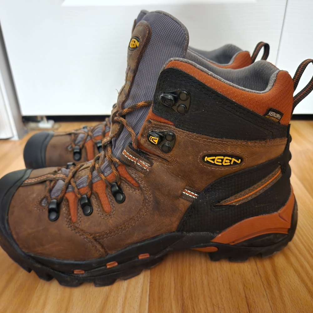 KEEN UTILITY HIKING BOOTS - Picture 3 of 7
